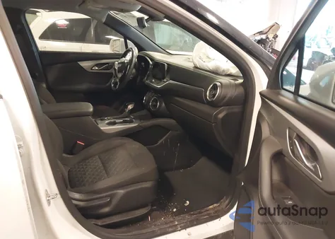 2019 Chevrolet Blazer z USA, uszkodzony, nr VIN 3GNKBBRA1KS695909